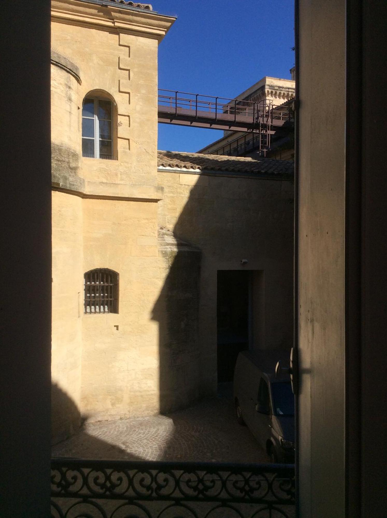 Me And Mrs Jones Suite Jacuzzi Hypercentre Montpellier Exterior photo
